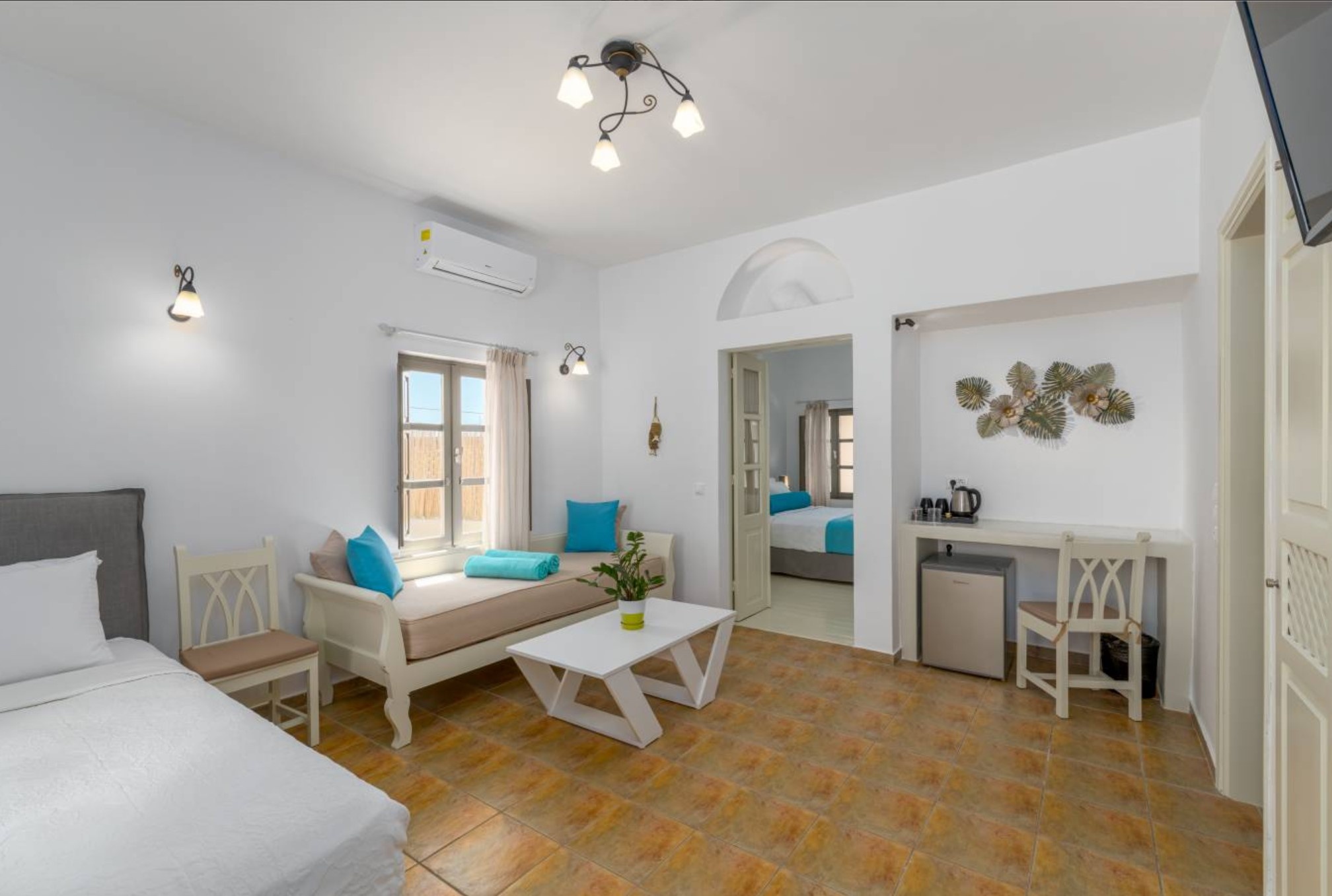 Family Room Inland View